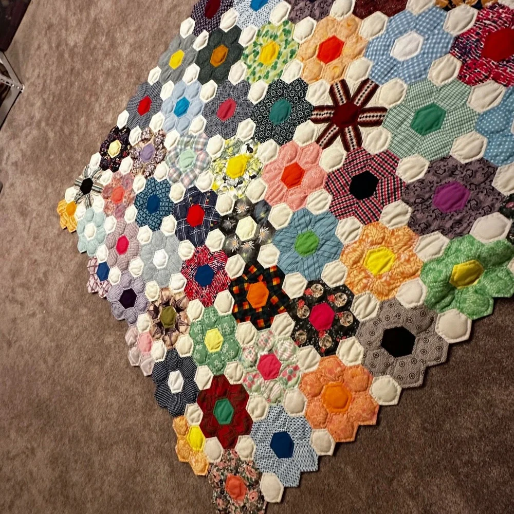 Vintage Handmade Grandmothers Flower Garden Hexagon Patchwork Quilt Multi 8x6